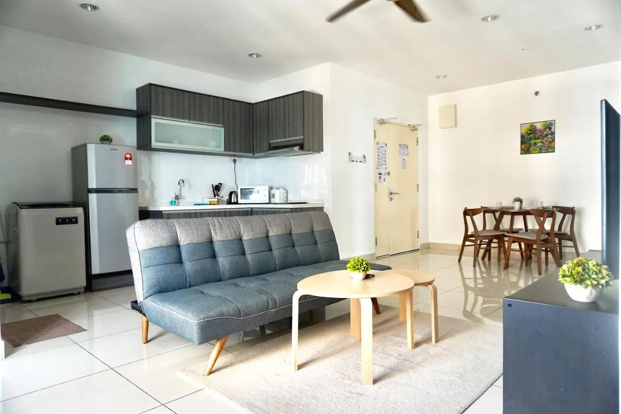 Gurney Drive Mansion One Serviced Apartment Джорджтаун