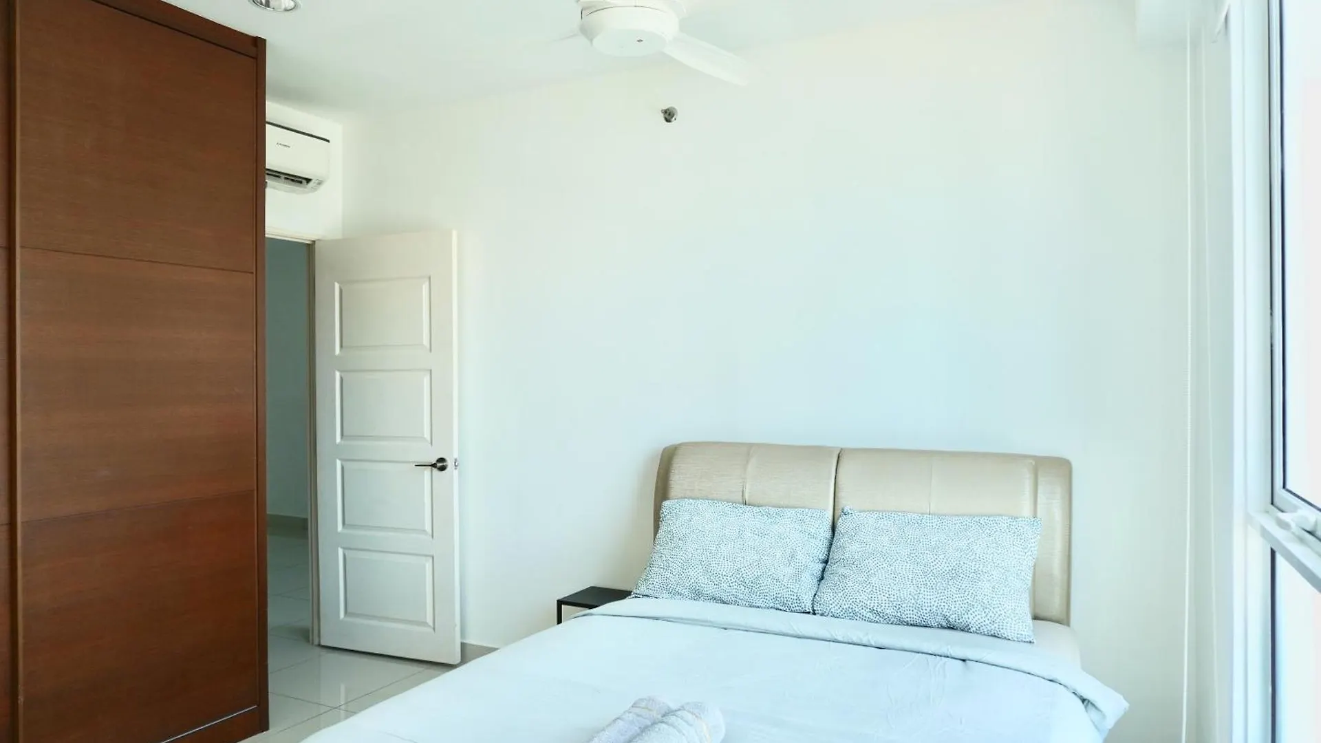 Gurney Drive Mansion One Serviced Apartment Джорджтаун